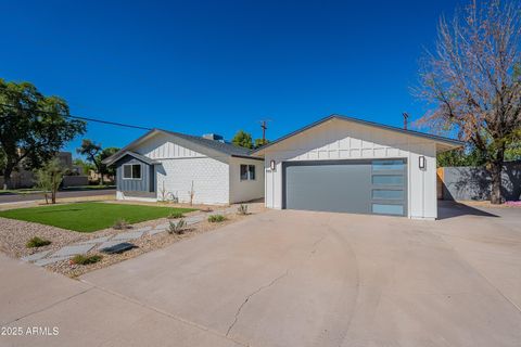 Photo of 8202 E Mackenzie Drive, Scottsdale, AZ 85251 (MLS # 6937336)