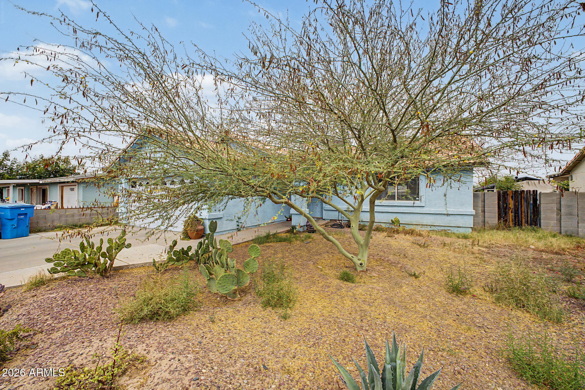 2722 E MARGUERITE Avenue