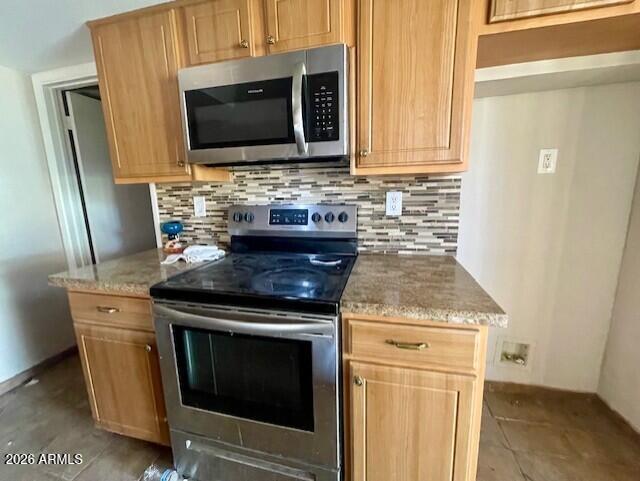 2905 W GLENDALE Avenue