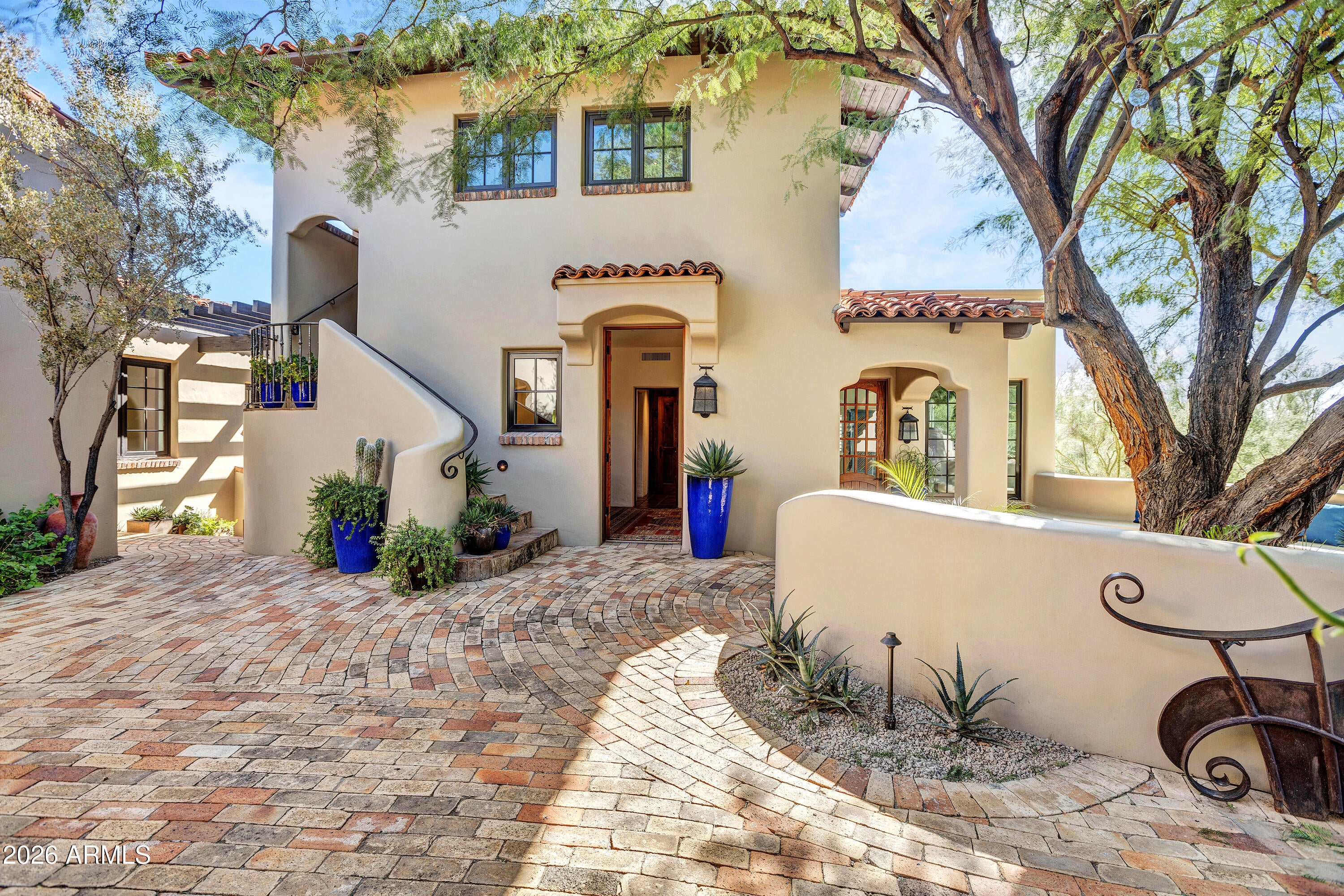 10040 E HAPPY VALLEY Road 682