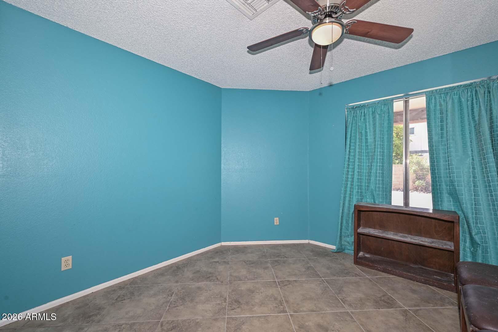 HICKORY SHADOWS UNIT 2 - Residential