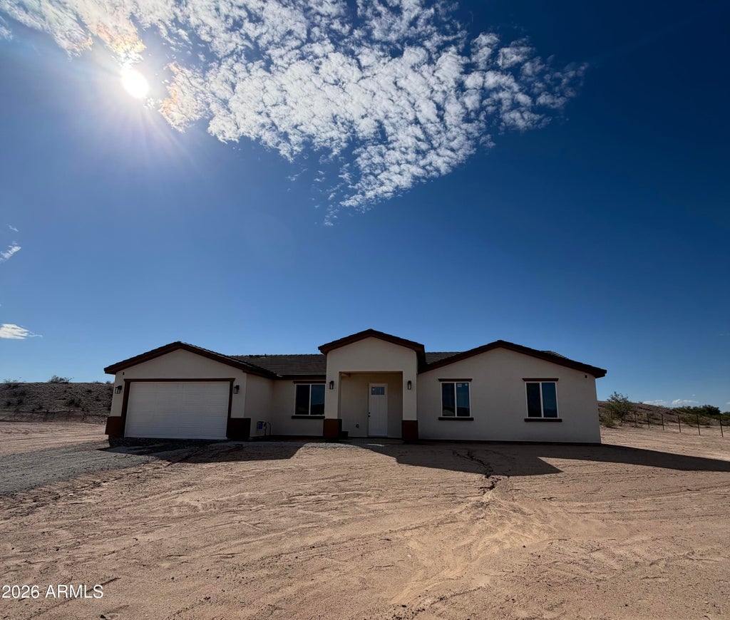 Photo of 3316 N 329th Drive, Tonopah, AZ 85354 (MLS # 7092111)
