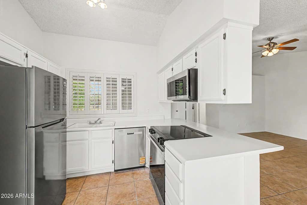 Photo of 255 S Kyrene Road #201, Chandler, AZ 85226 (MLS # 7056051)