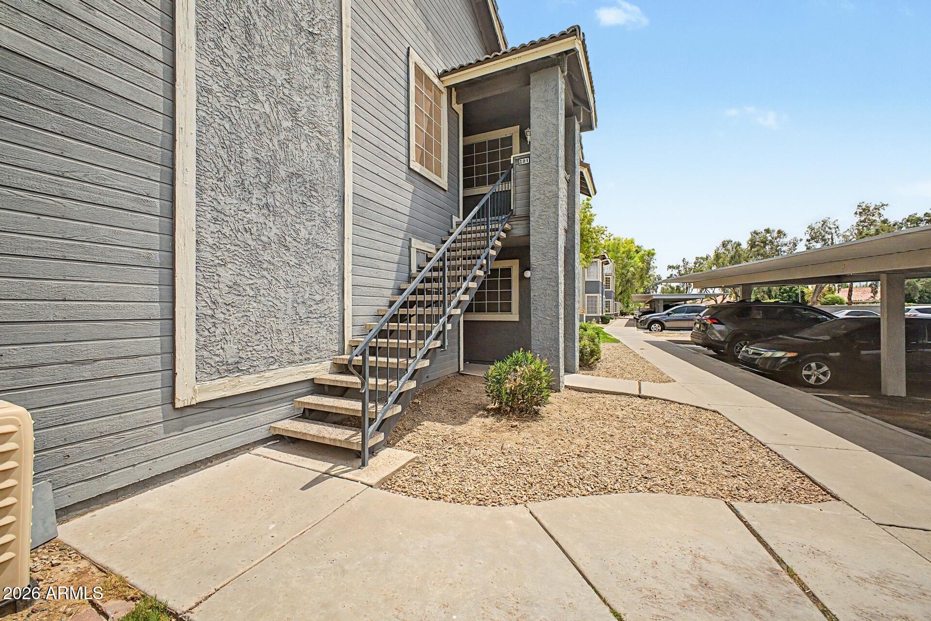 255 S KYRENE Road 201
