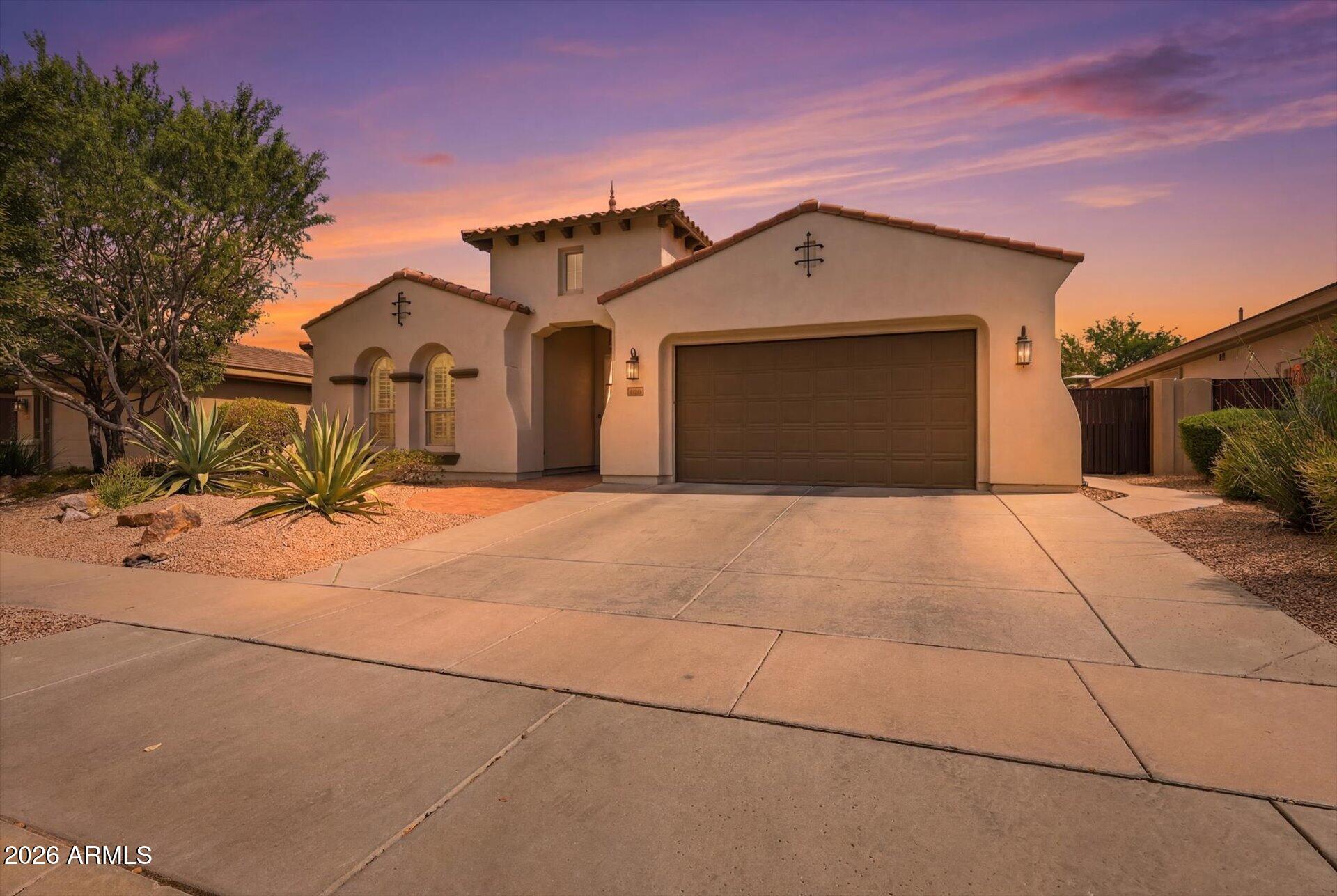 1629 W SLEEPY RANCH Road