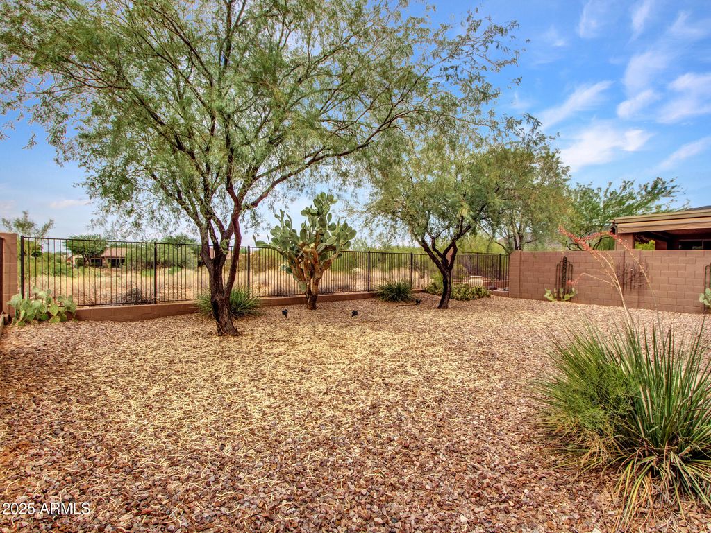 Photo of 40834 N Noble Hawk Way, Anthem, AZ 85086 (MLS # 6914486)