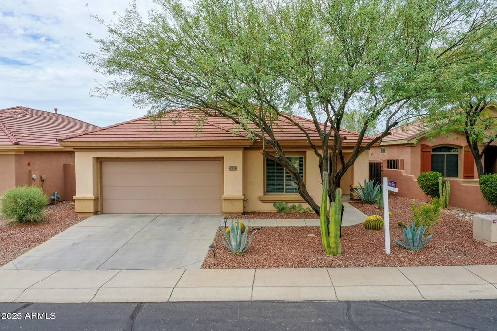 Photo of 40834 N Noble Hawk Way, Anthem, AZ 85086 (MLS # 6914486)