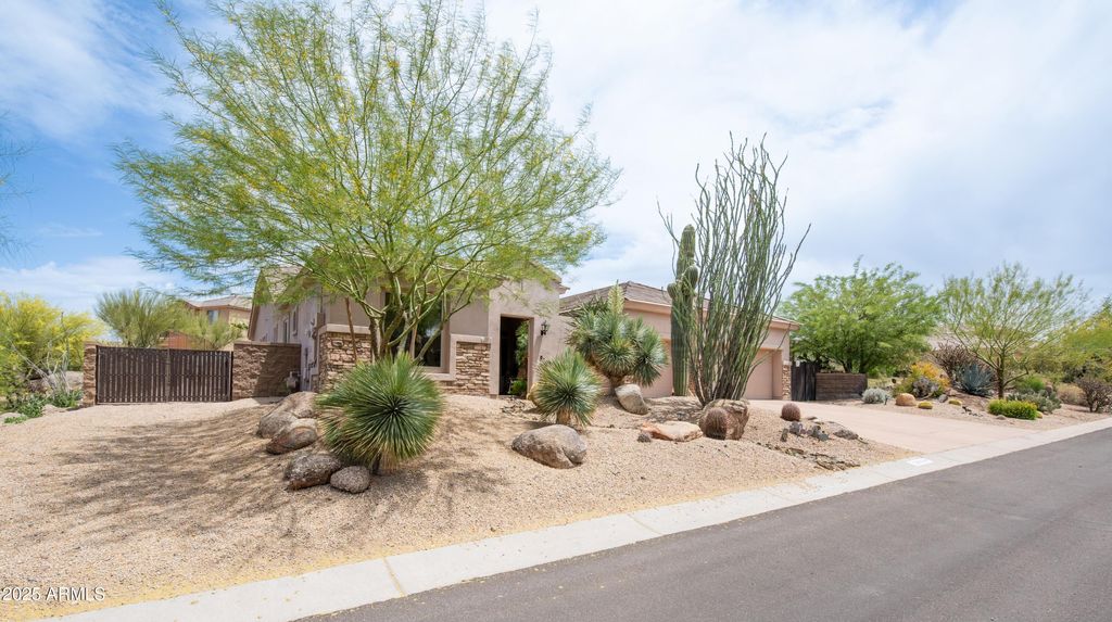 Photo of 28019 N 115th Place, Scottsdale, AZ 85262 (MLS # 6856560)