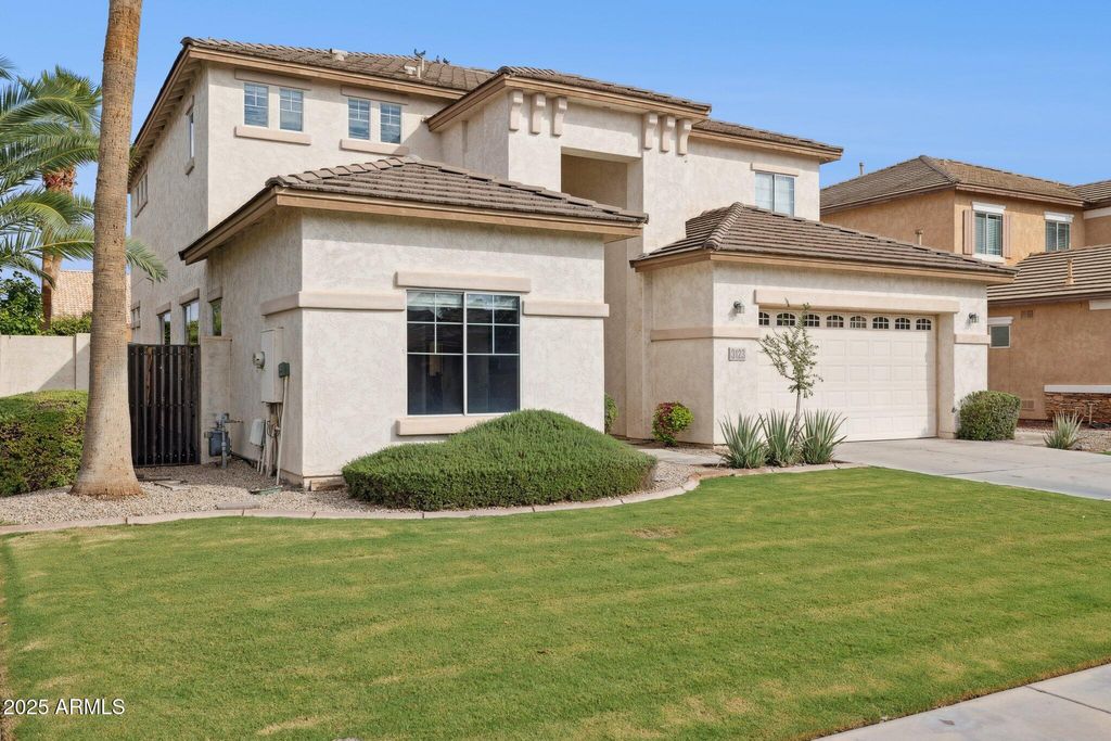 Photo of 3123 S Sunnyvale Avenue, Gilbert, AZ 85295 (MLS # 6933512)