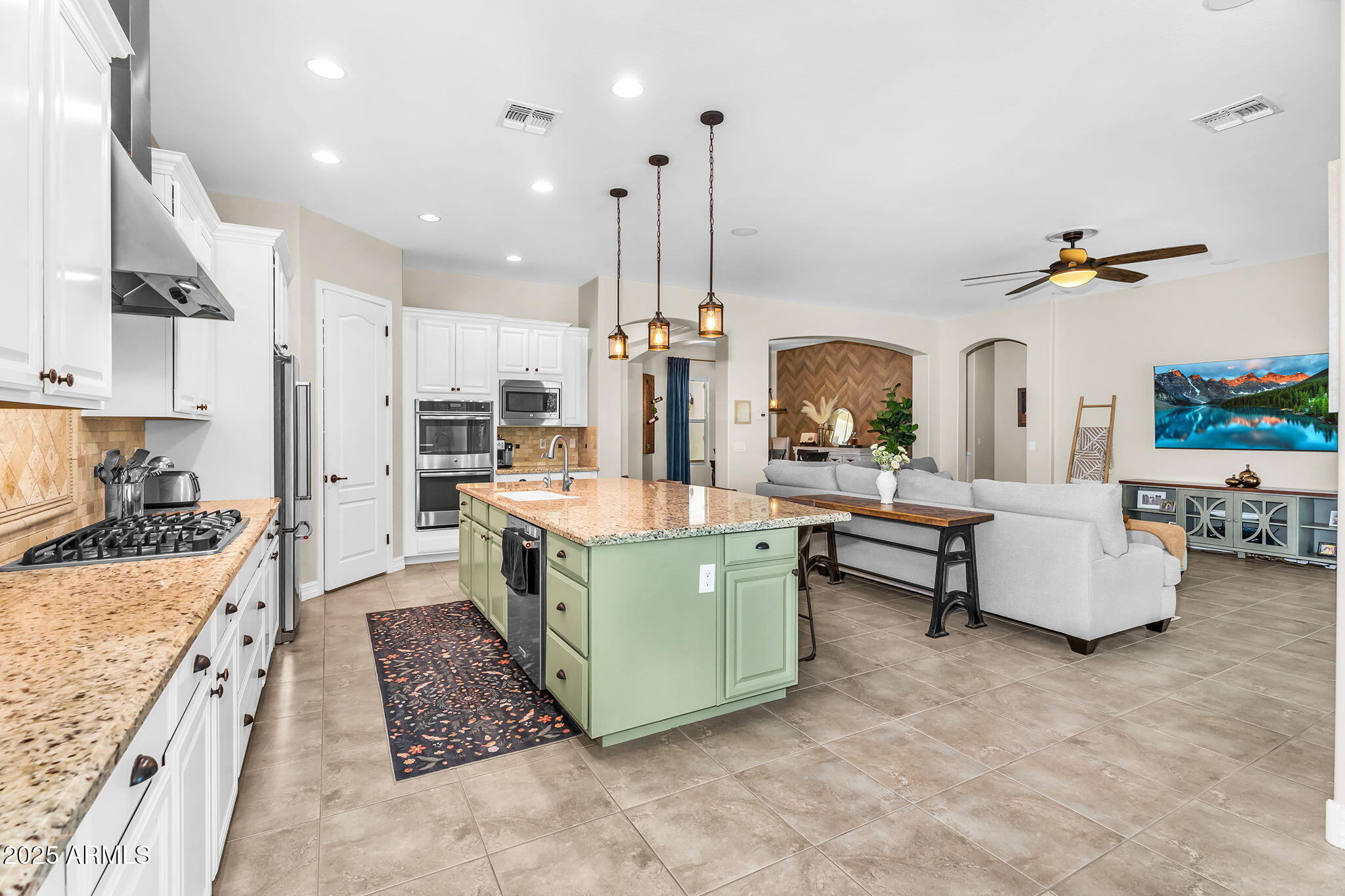 3872 E JUDE Lane