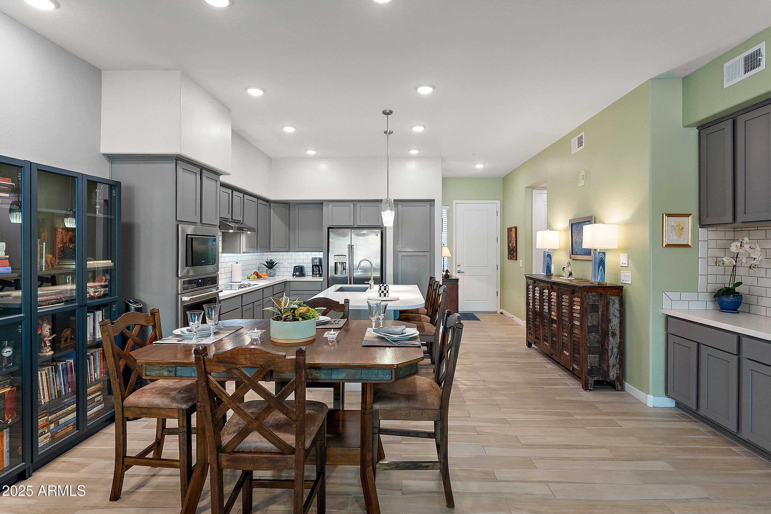 15550 S 5TH Avenue 163