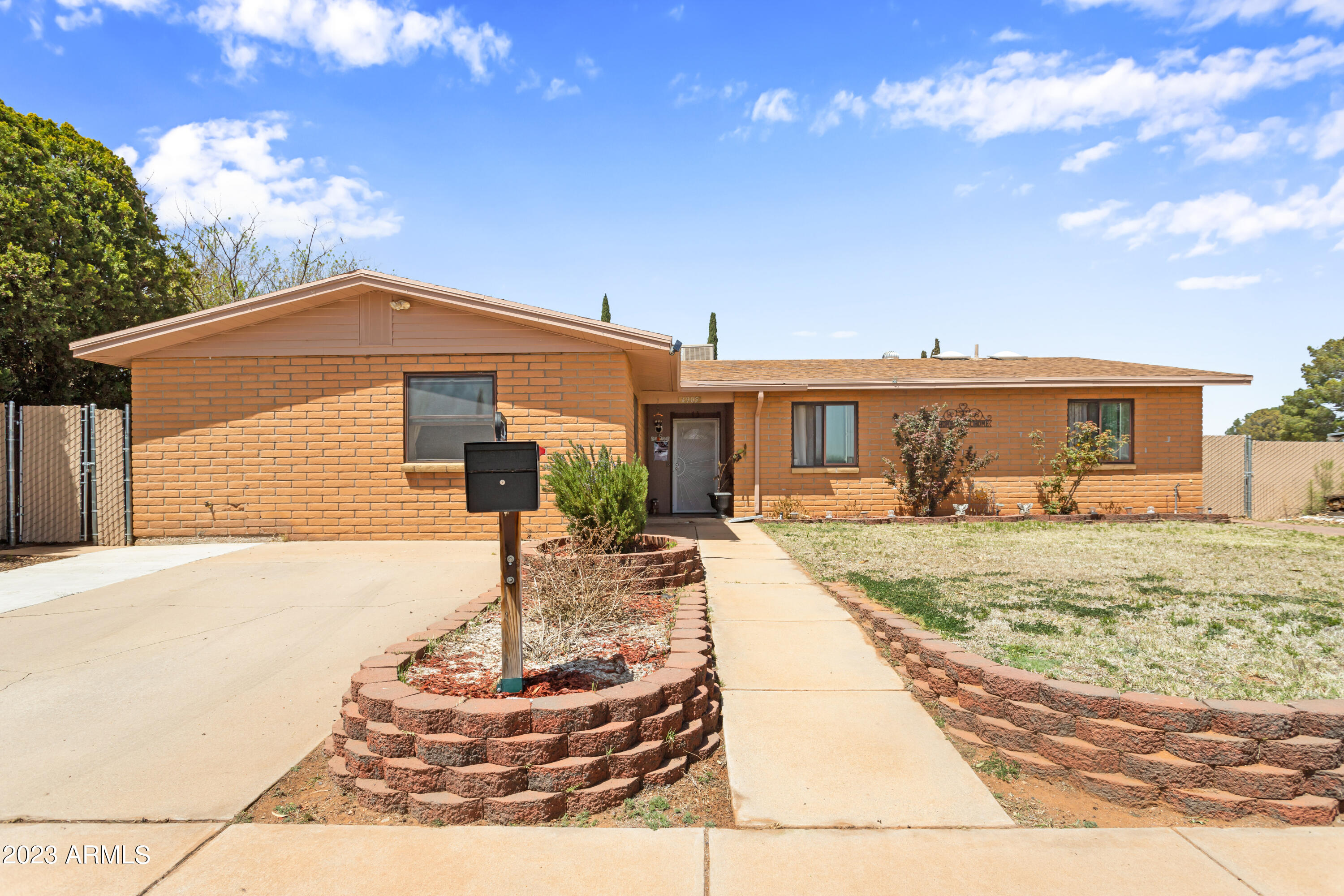 MONTEBELLO AMD - Residential