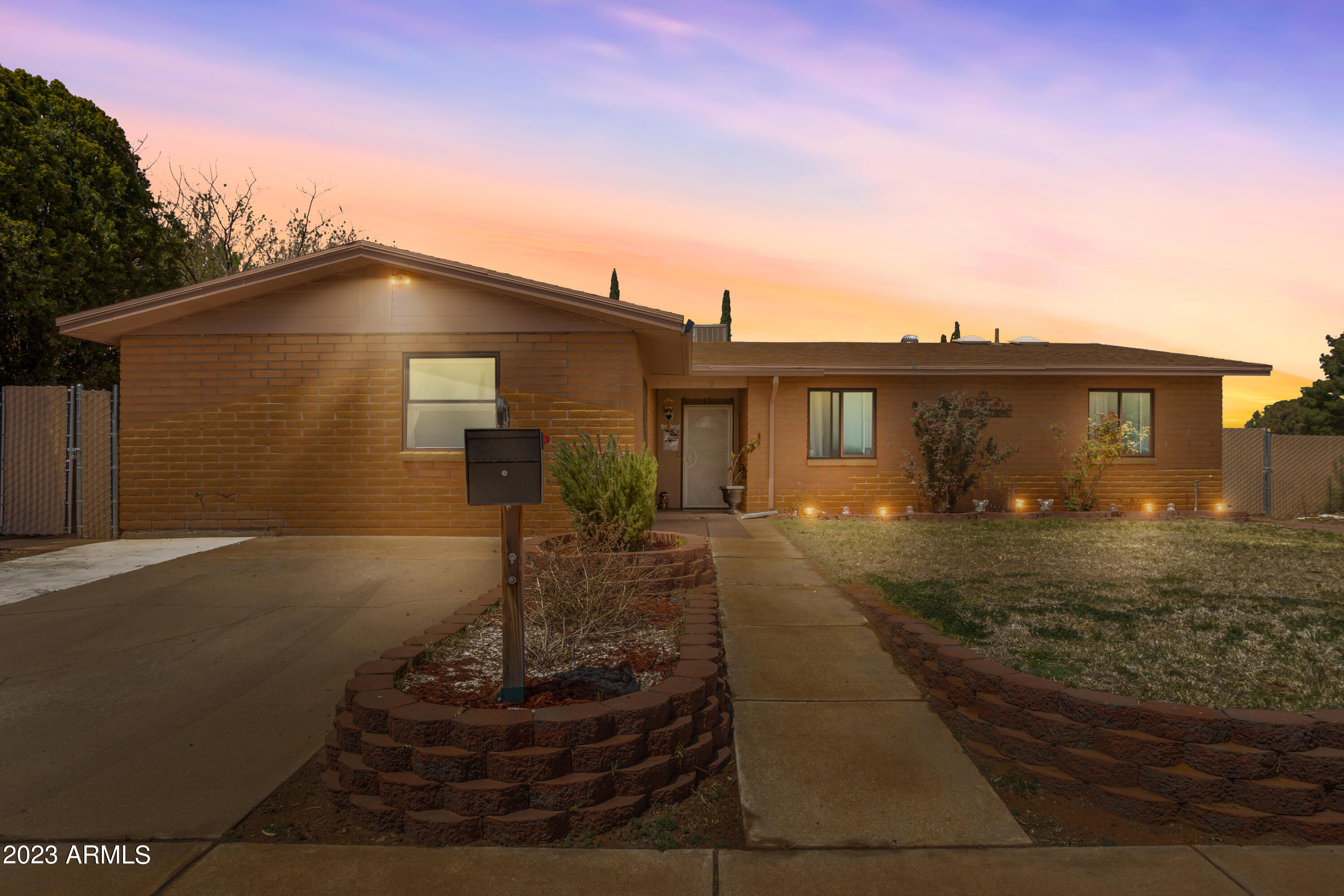 MONTEBELLO AMD - Residential