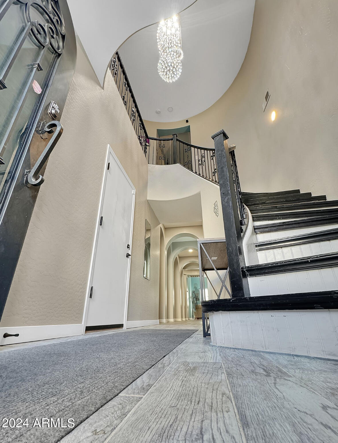 1809 E Gwen Street