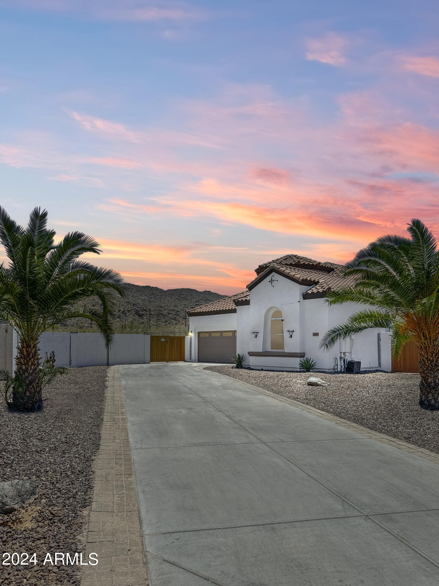 1809 E Gwen Street