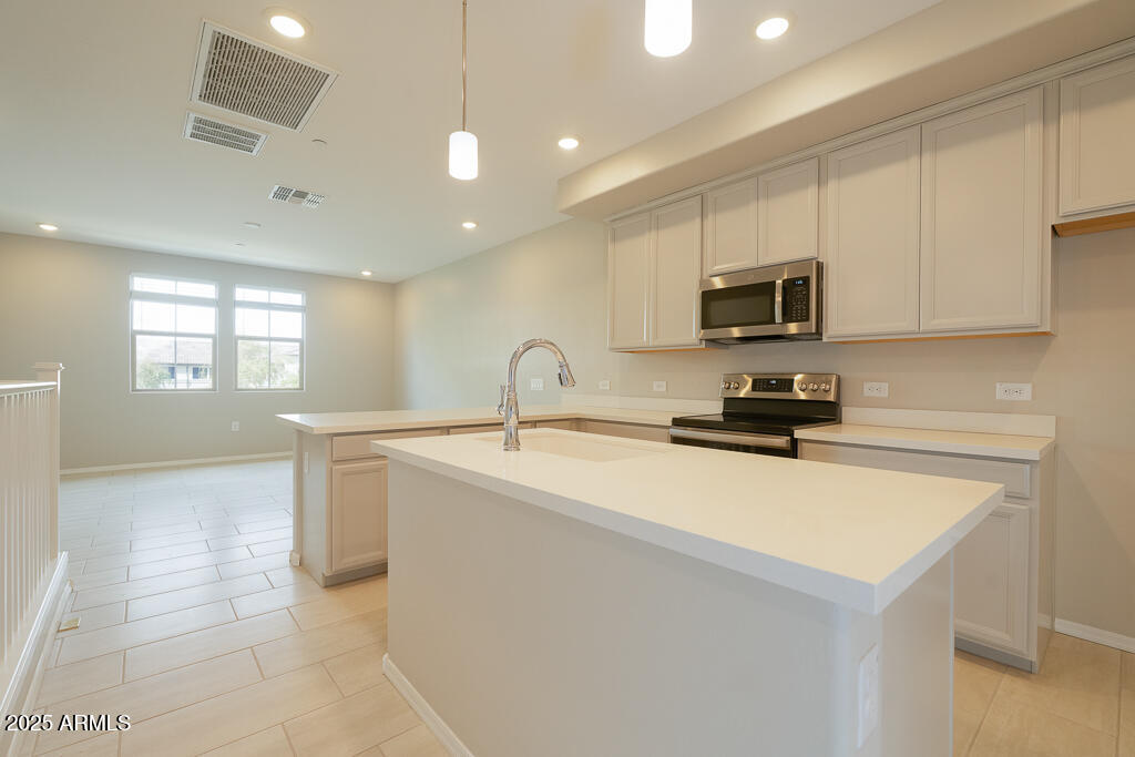2660 S EQUESTRIAN Drive 106