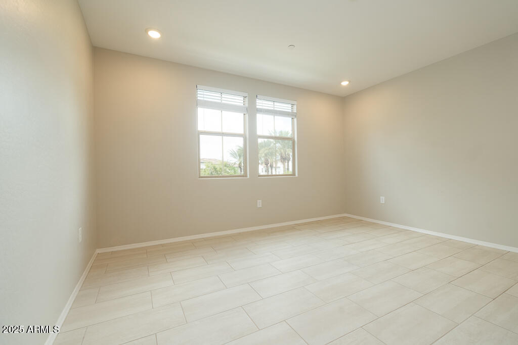 2660 S EQUESTRIAN Drive 106