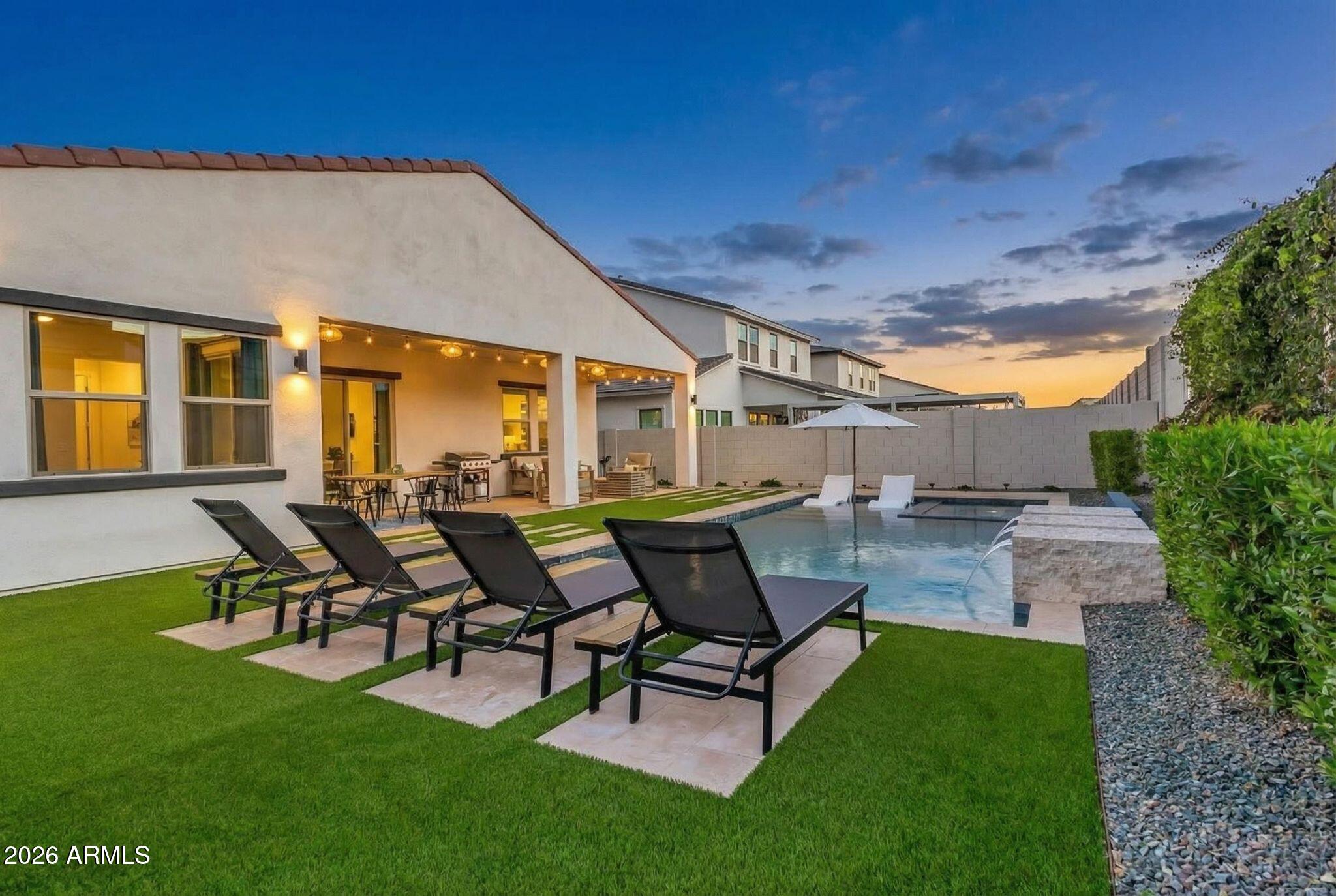 3965 W SERPENTINE Drive