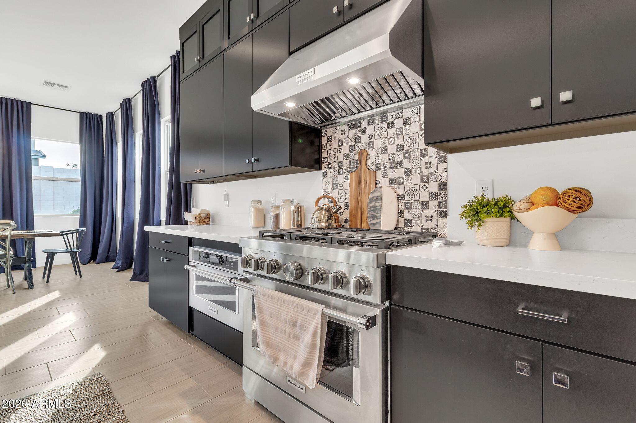 3965 W SERPENTINE Drive