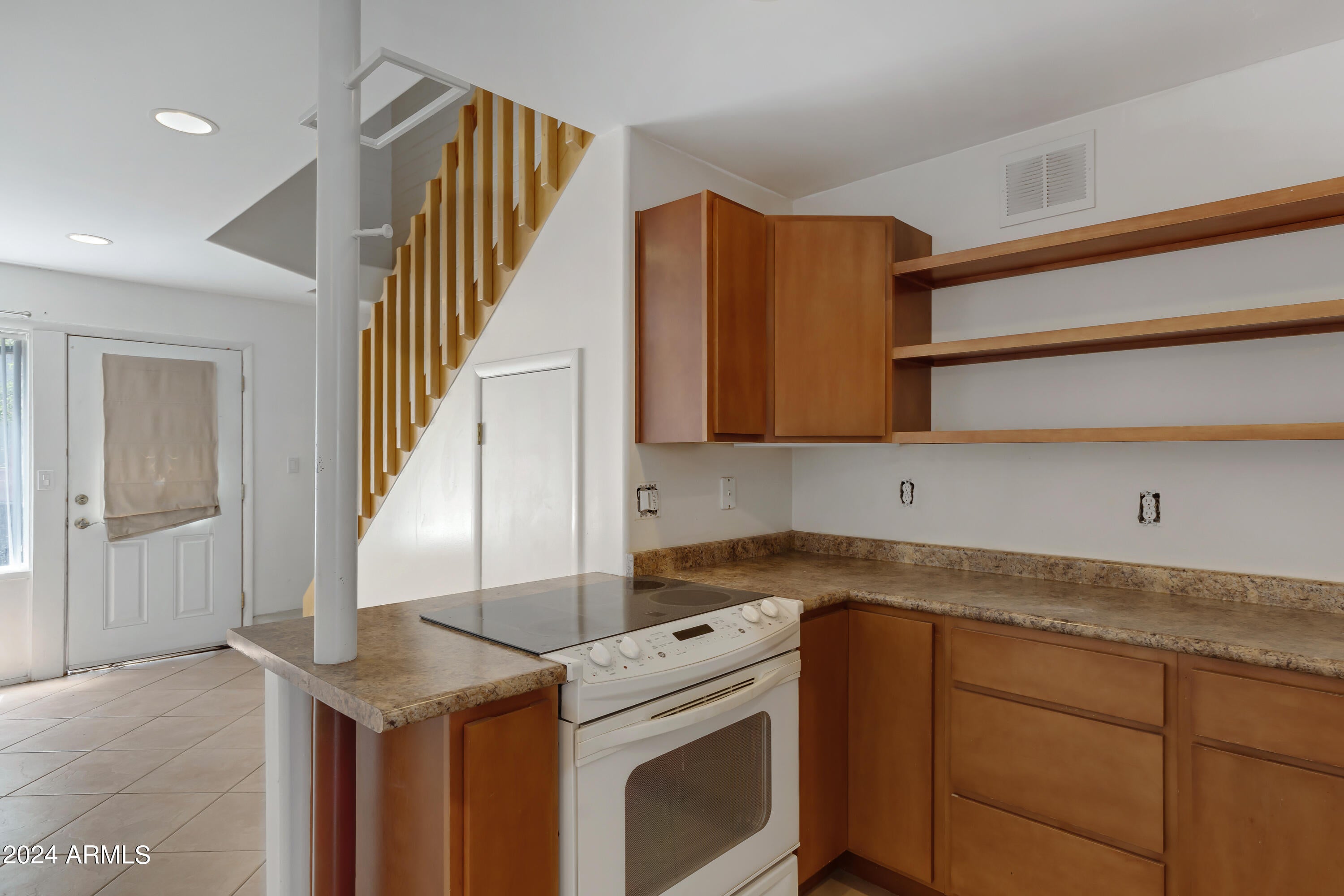 2021 S Granada Drive Apt 10