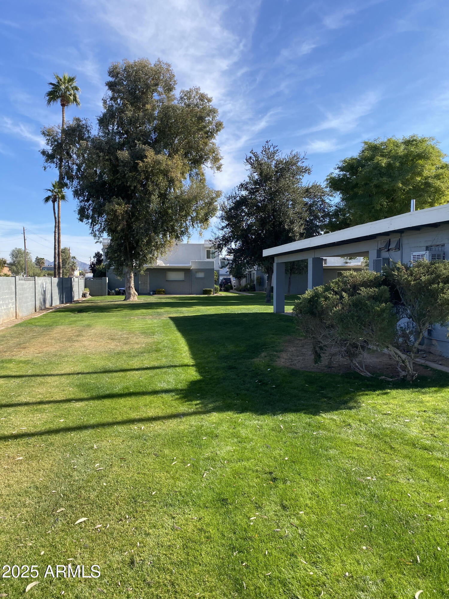 2687 W OCOTILLO Road