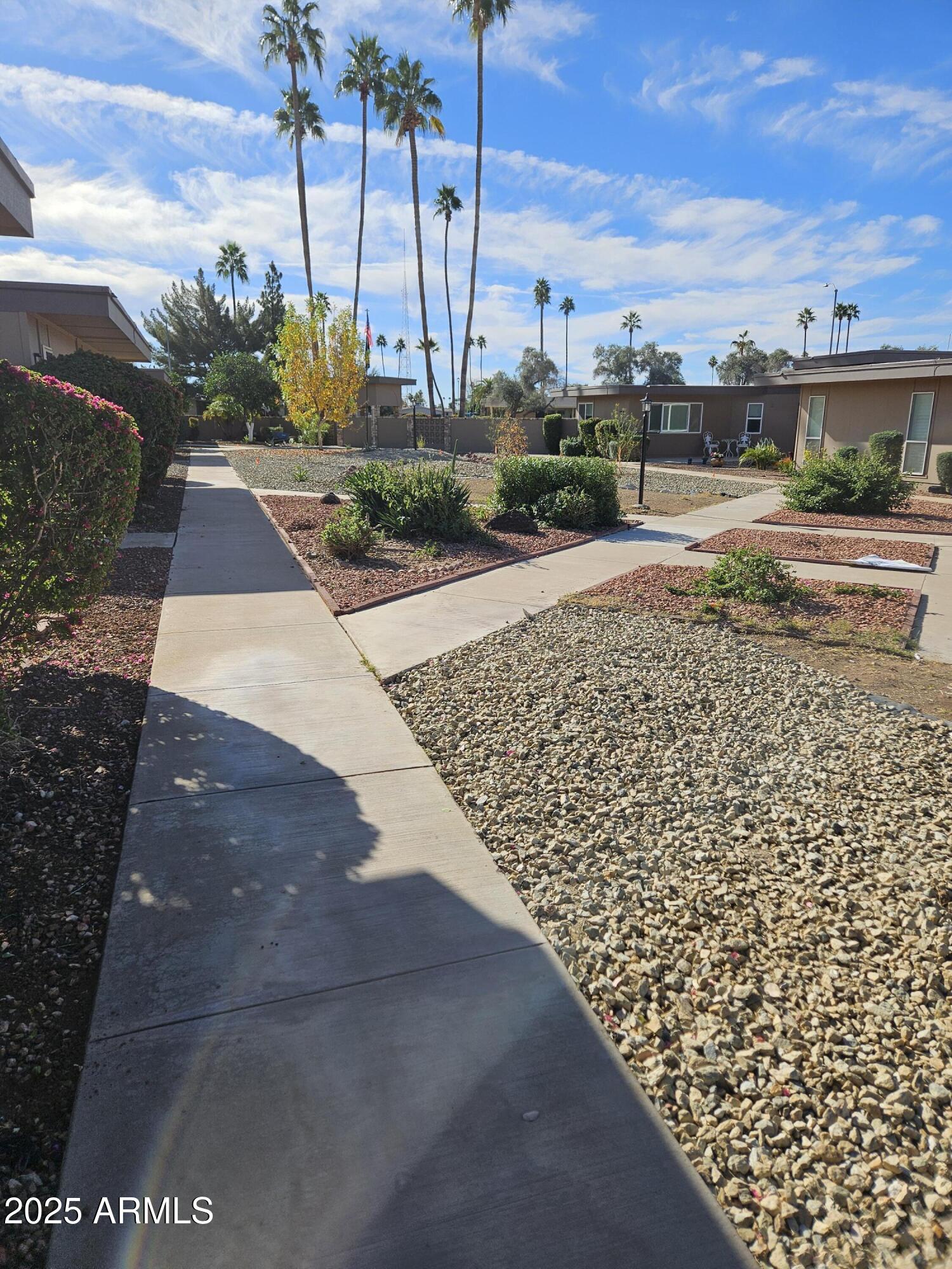 10814 W THUNDERBIRD Boulevard