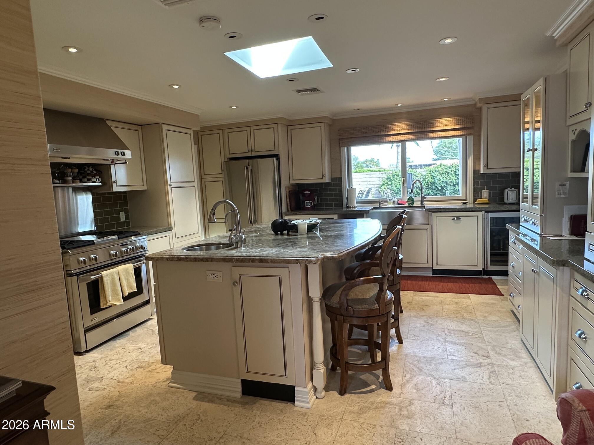 5434 E LINCOLN Drive E 36