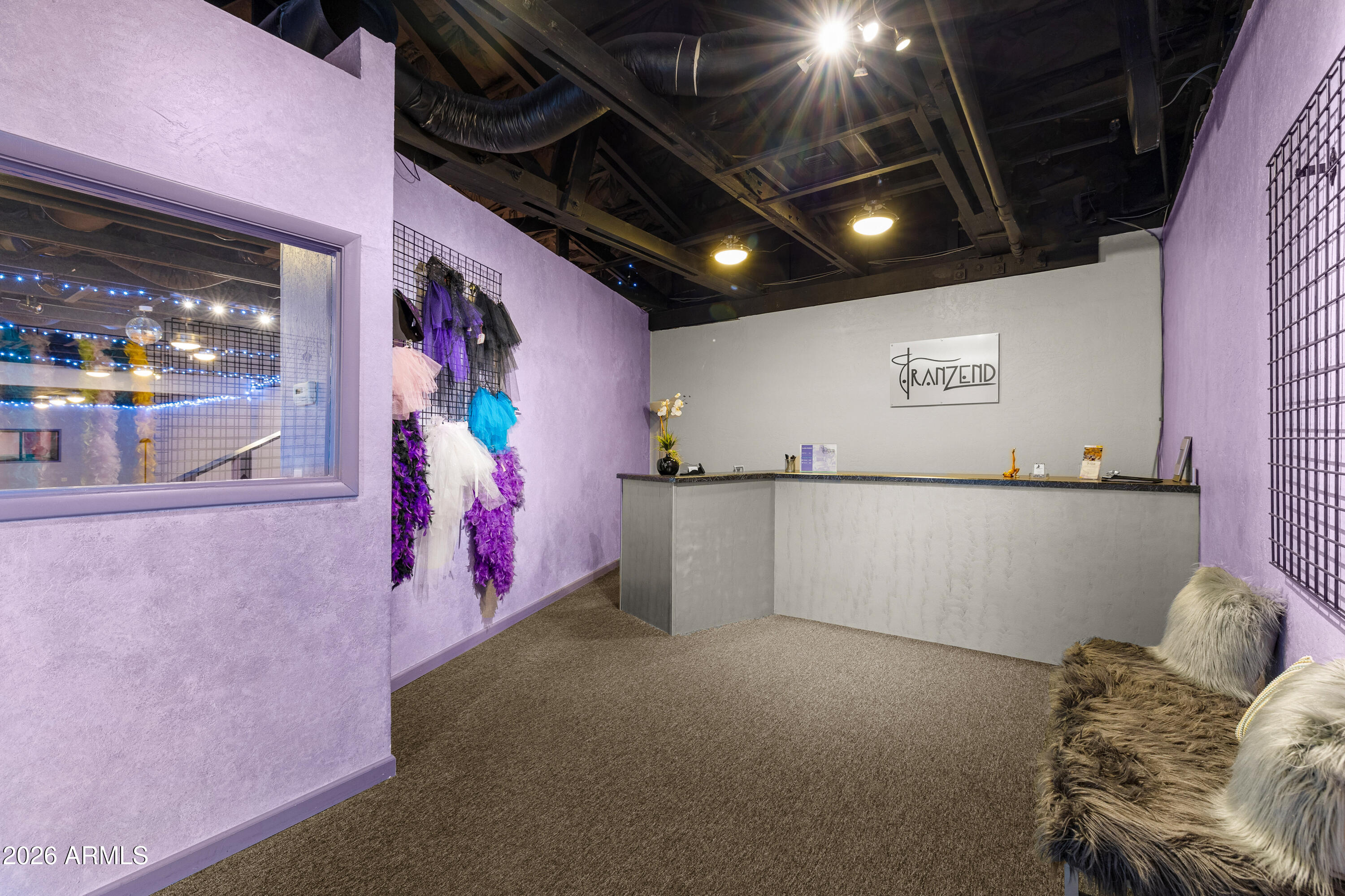 417 W SANTA FE Avenue