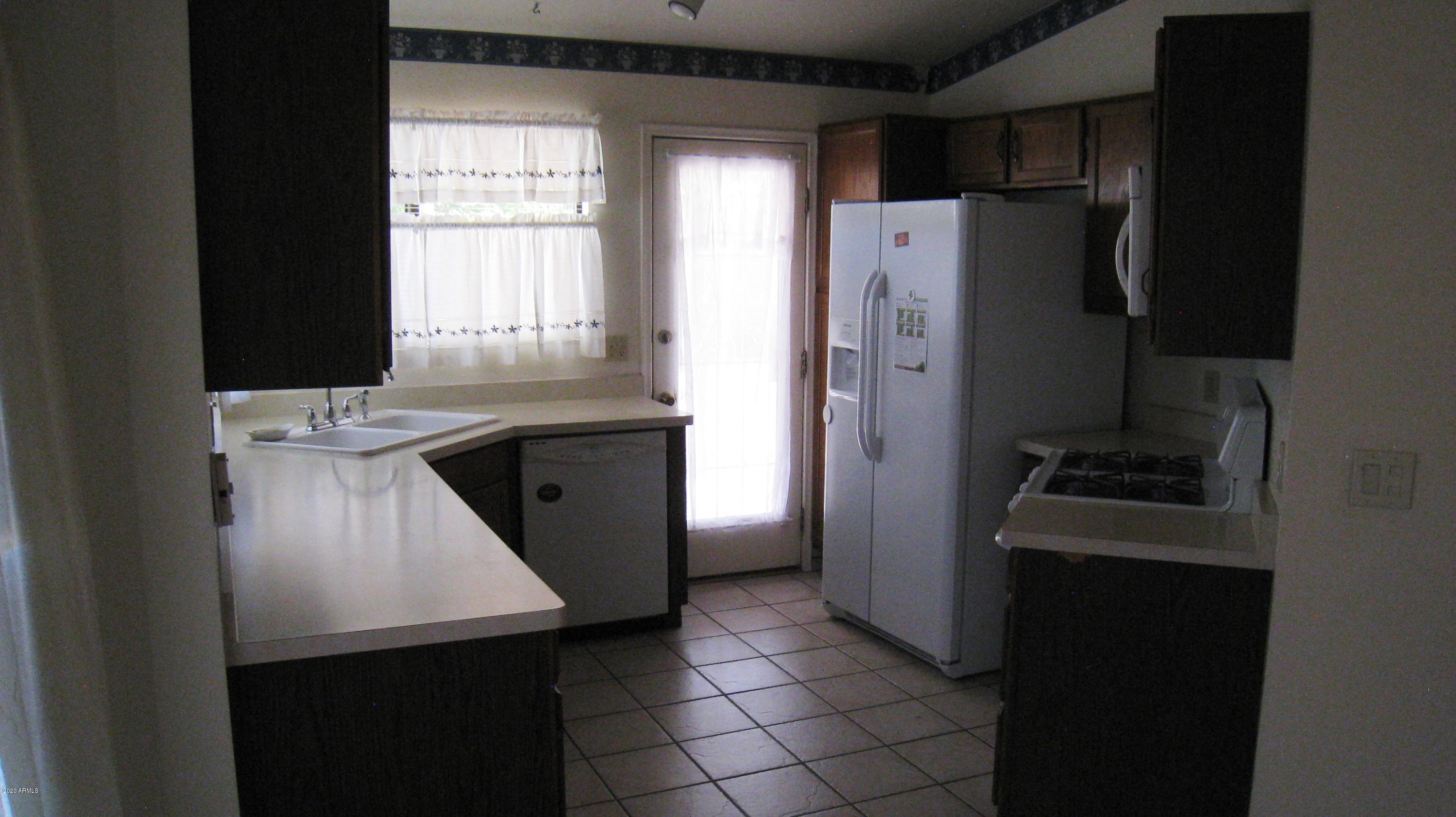 EAGLE RIDGE AMD - Residential Lease