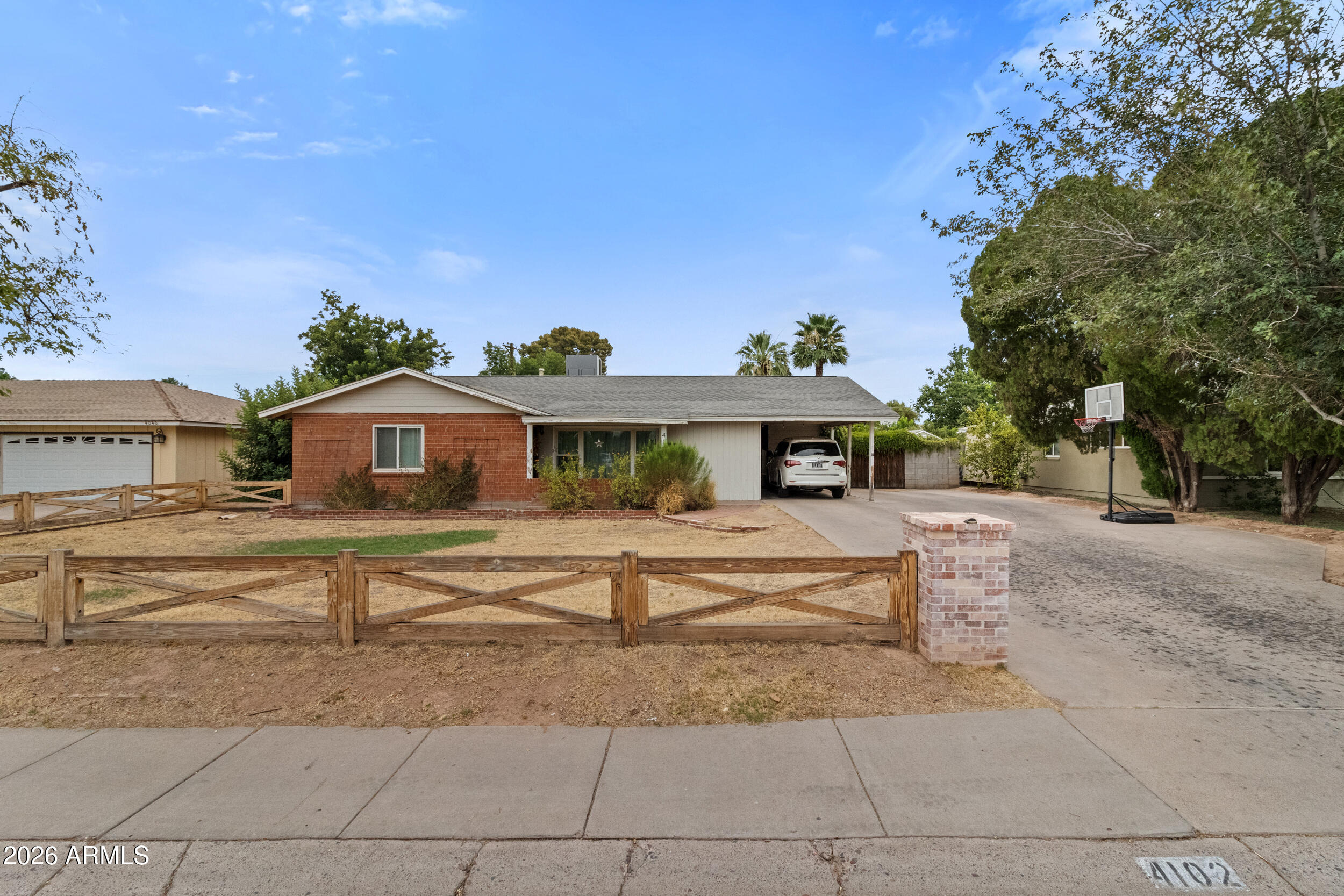 4102 E OSBORN Road