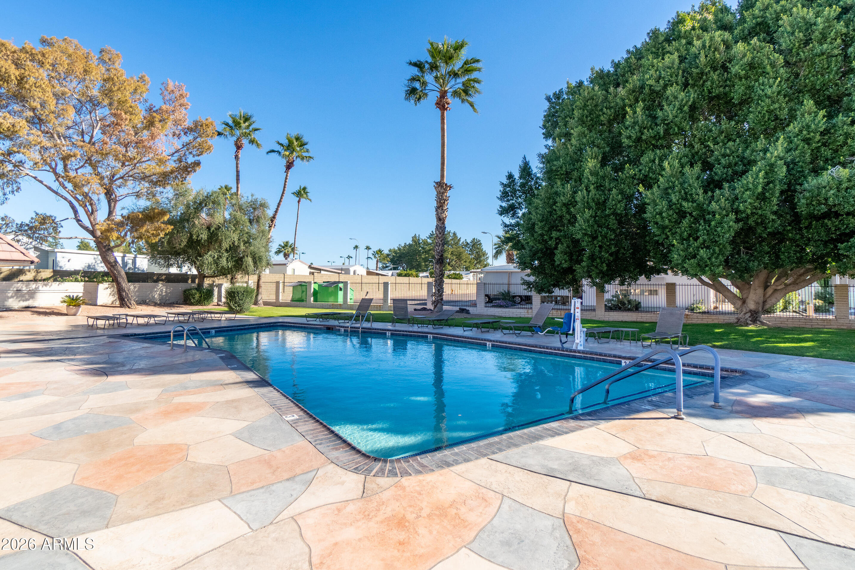 Hacienda De Valencia - Residential