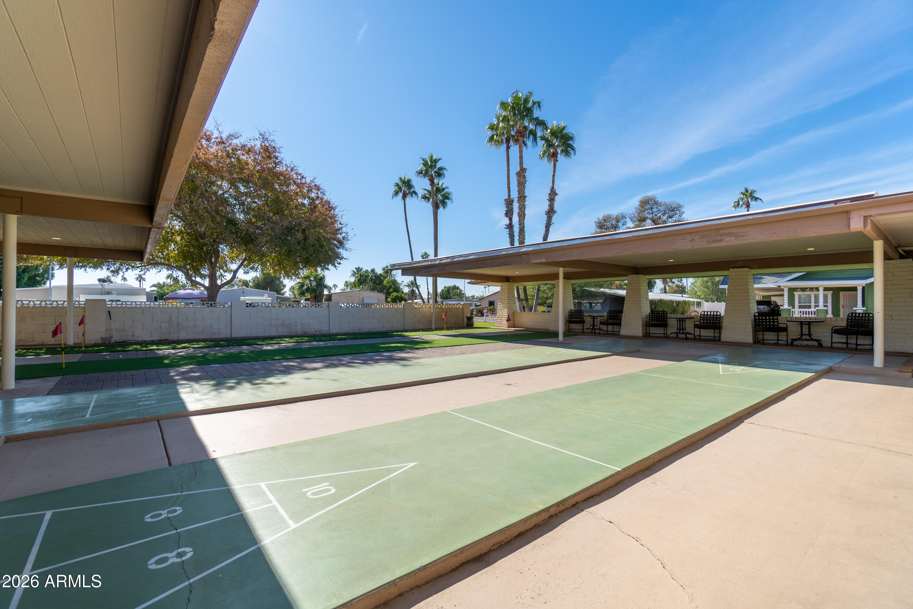 Hacienda De Valencia - Residential