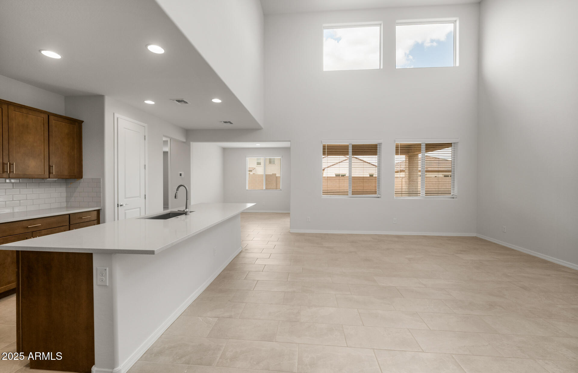 42950 W Palo Abeto Drive