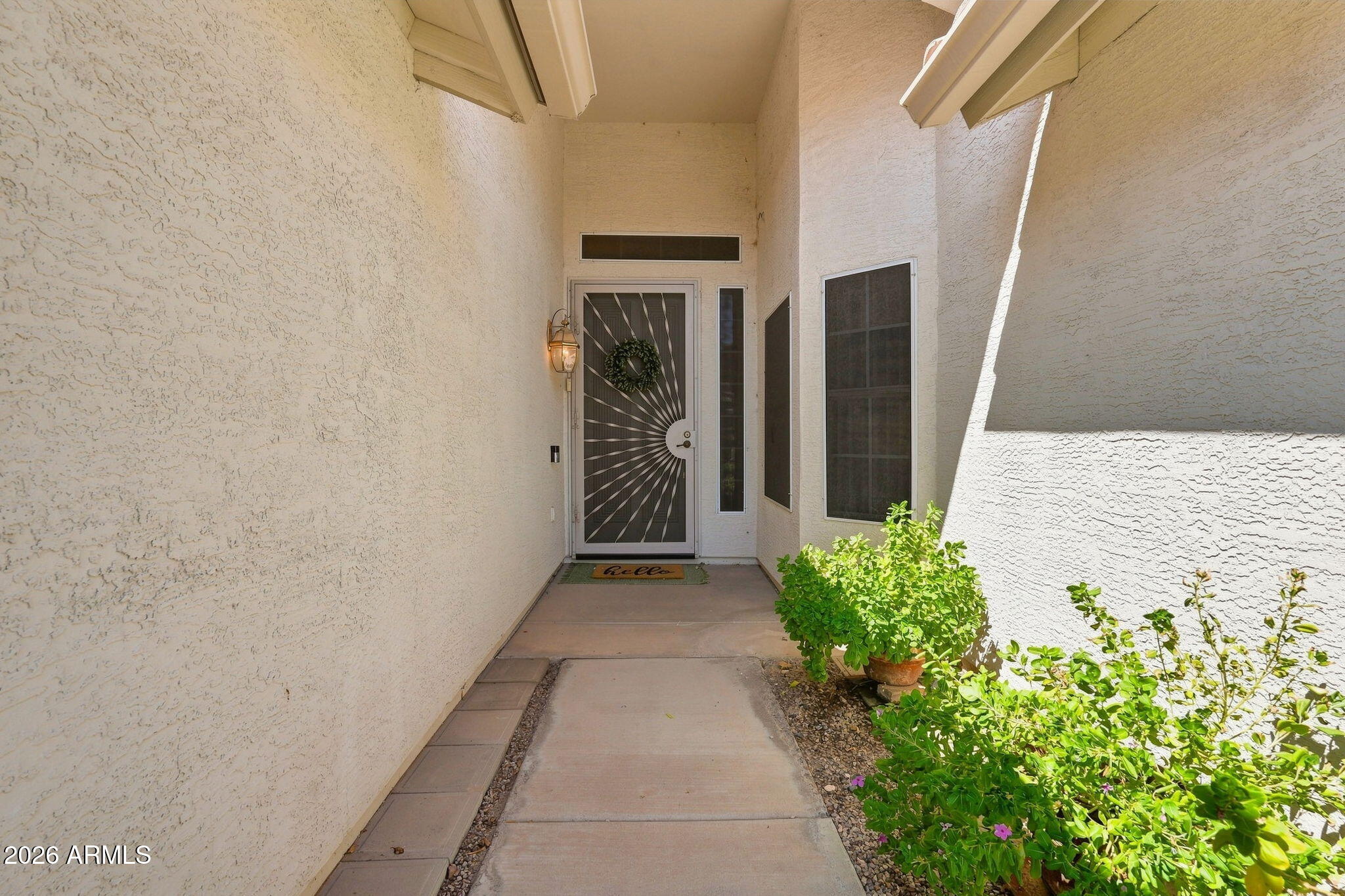 464 E BAYLOR Lane