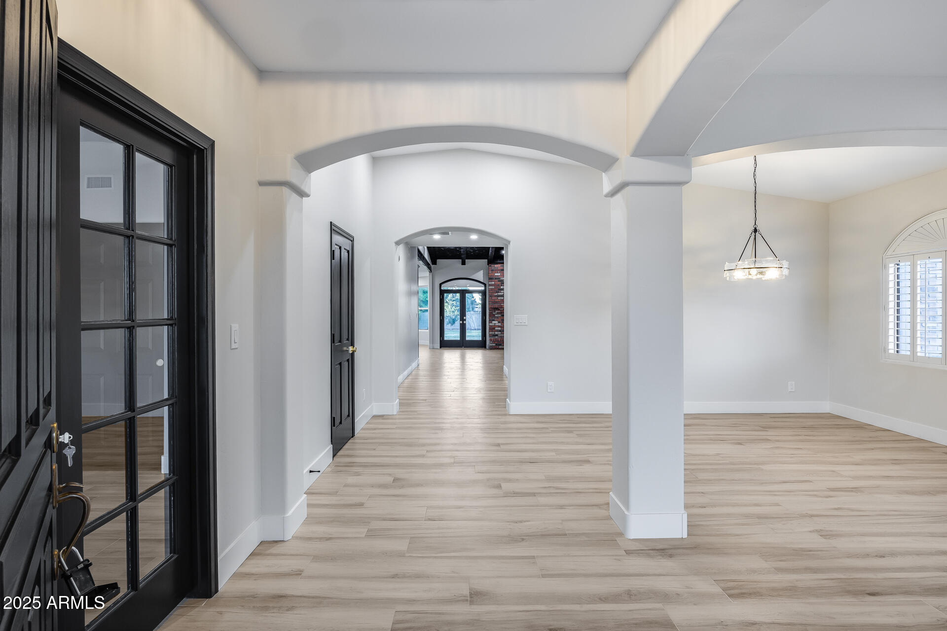 7122 W REDFIELD Road