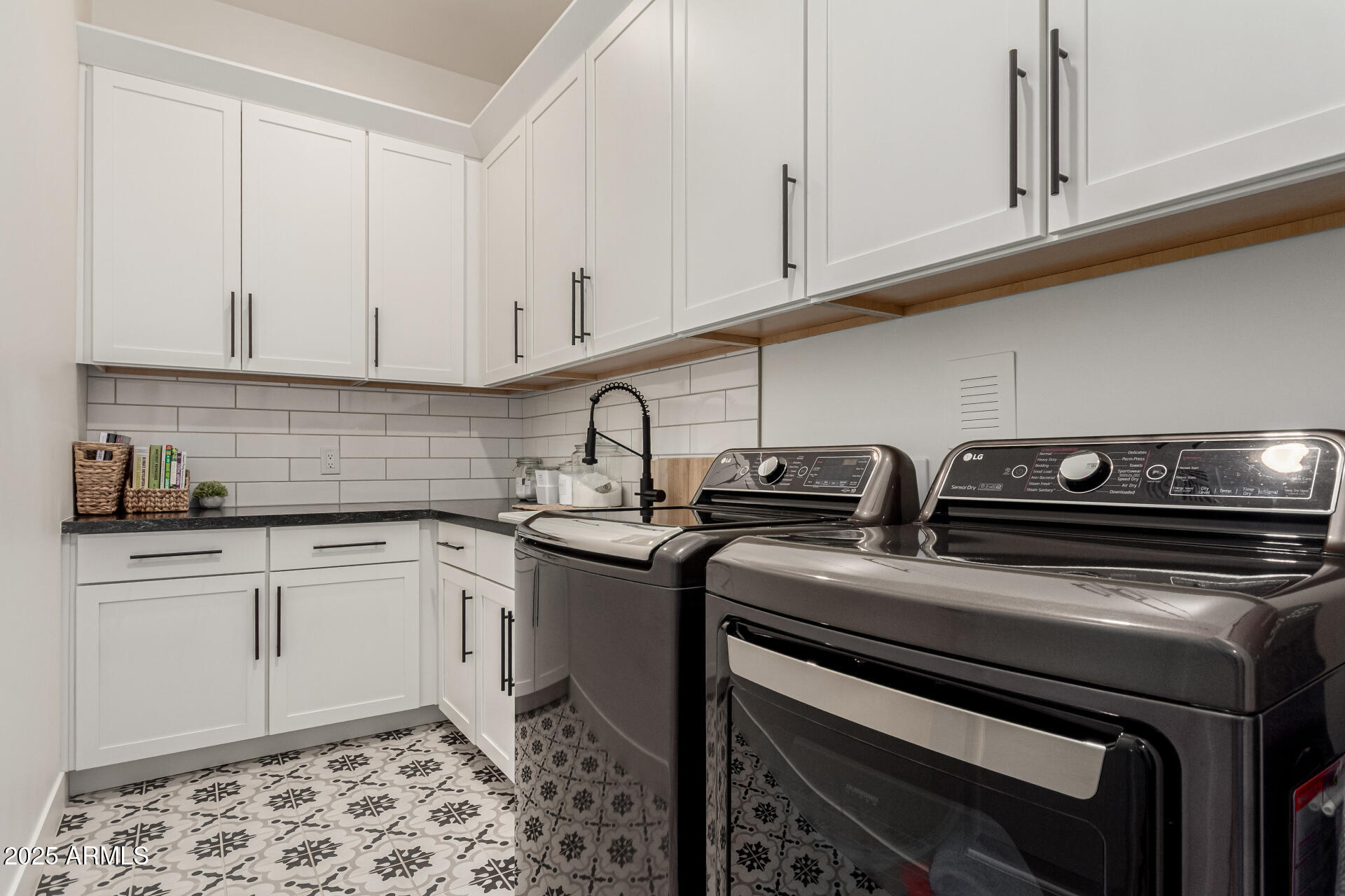 Surprise, Arizona, 85388, United States, 3 Bedrooms Bedrooms, ,4 BathroomsBathrooms,Residential,Active,2018459