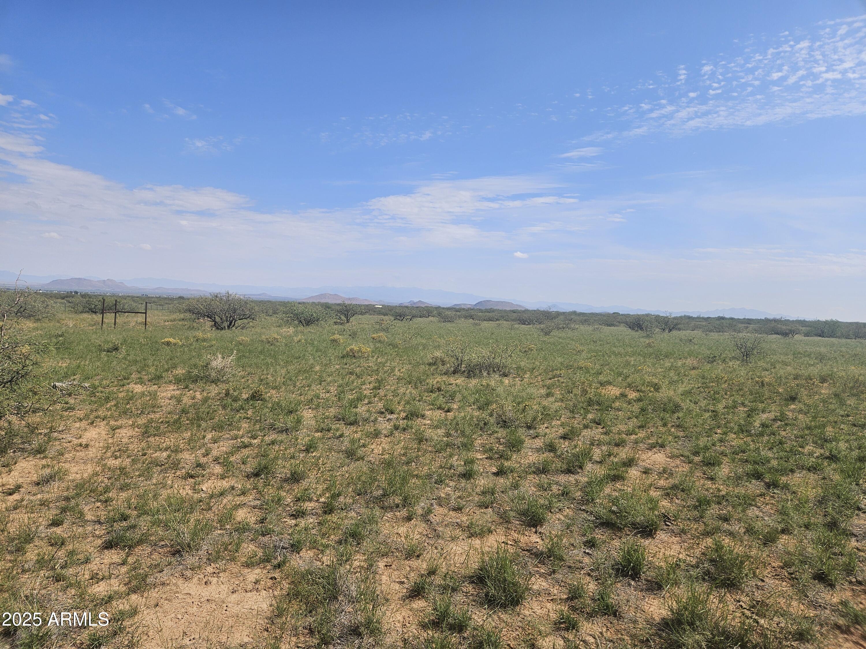 TBD W WINDSOR ST LOT 7 BLK 319 -- 7