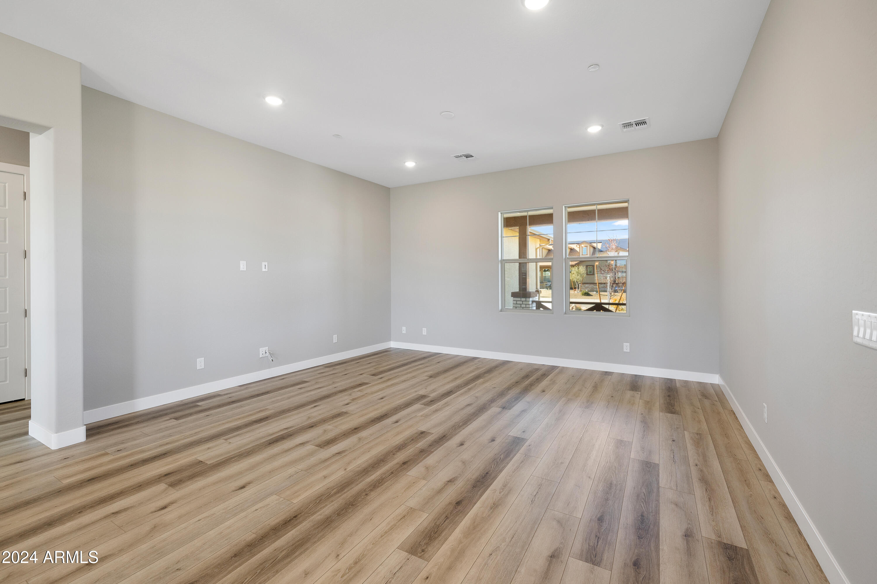 2575 Dillon Boulevard