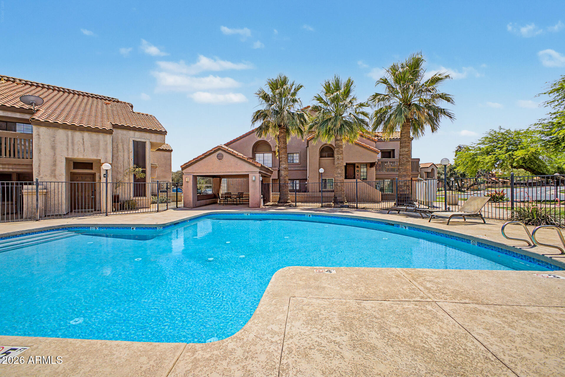 700 E MESQUITE Circle M129