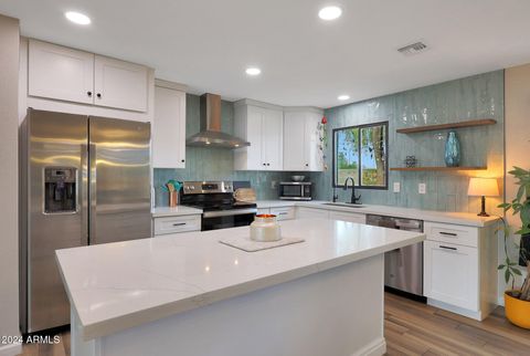 3502 E JANICE Way Phoenix AZ 85032