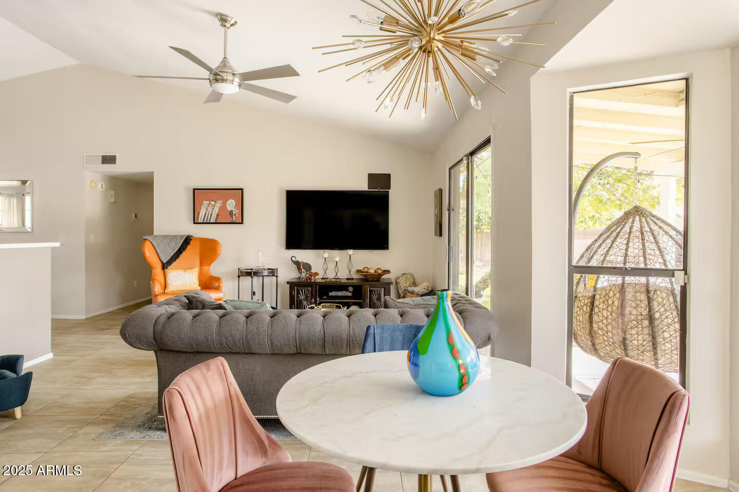 6533 E GRANDVIEW Drive