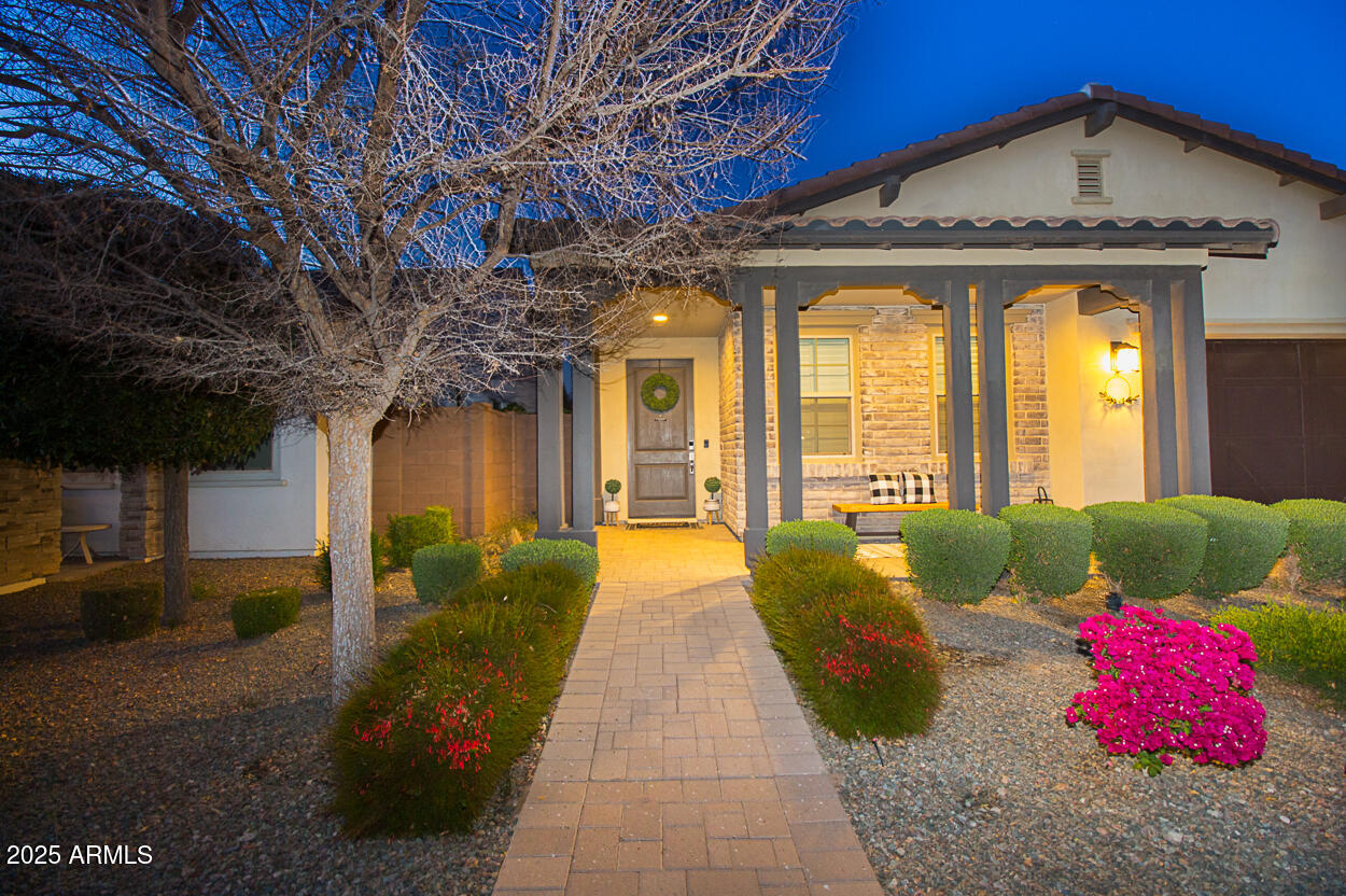 Homes for Sale in Queen Creek Arizona 4 20906 E MACAW Drive