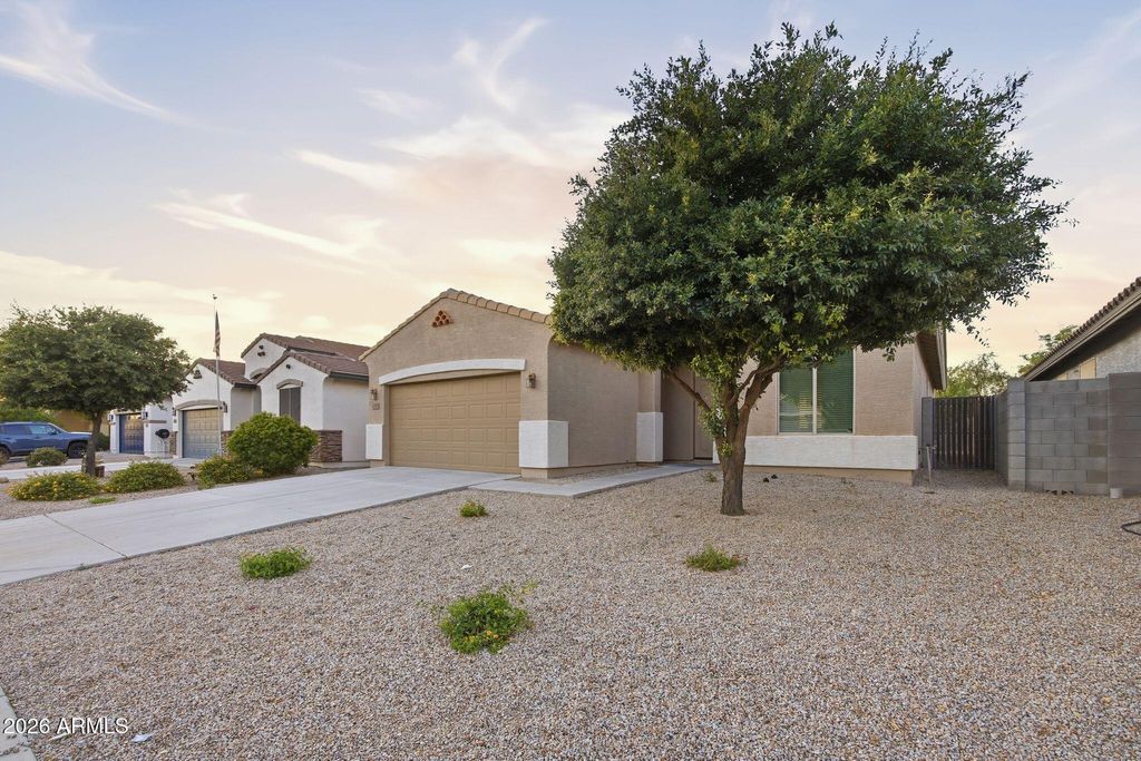Photo of 1656 W Loemann Drive, San Tan Valley, AZ 85144 (MLS # 7025533)