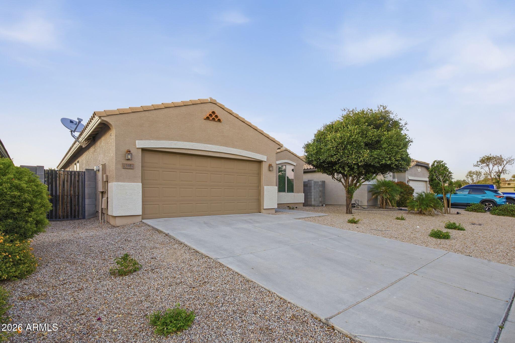 1656 W LOEMANN Drive