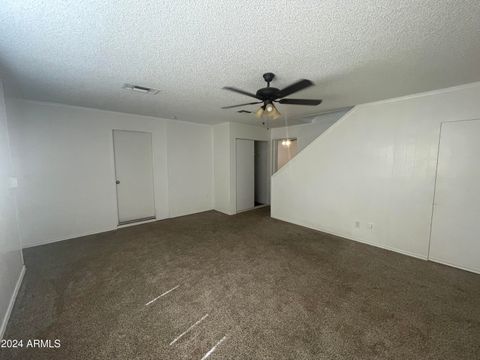 Single Family Residence in Phoenix AZ 2142 DAHLIA Drive 15.jpg