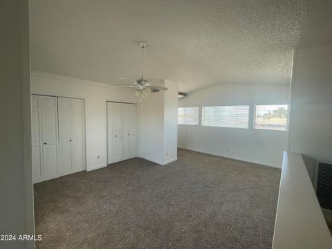 Single Family Residence in Phoenix AZ 2142 DAHLIA Drive 16.jpg