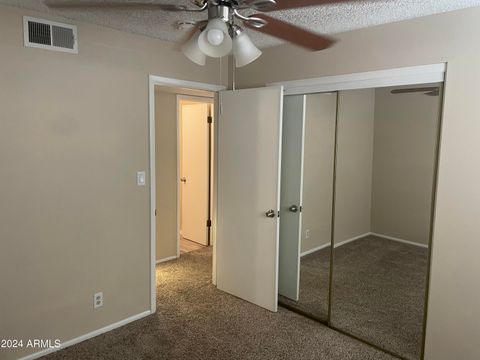 Single Family Residence in Phoenix AZ 2142 DAHLIA Drive 7.jpg