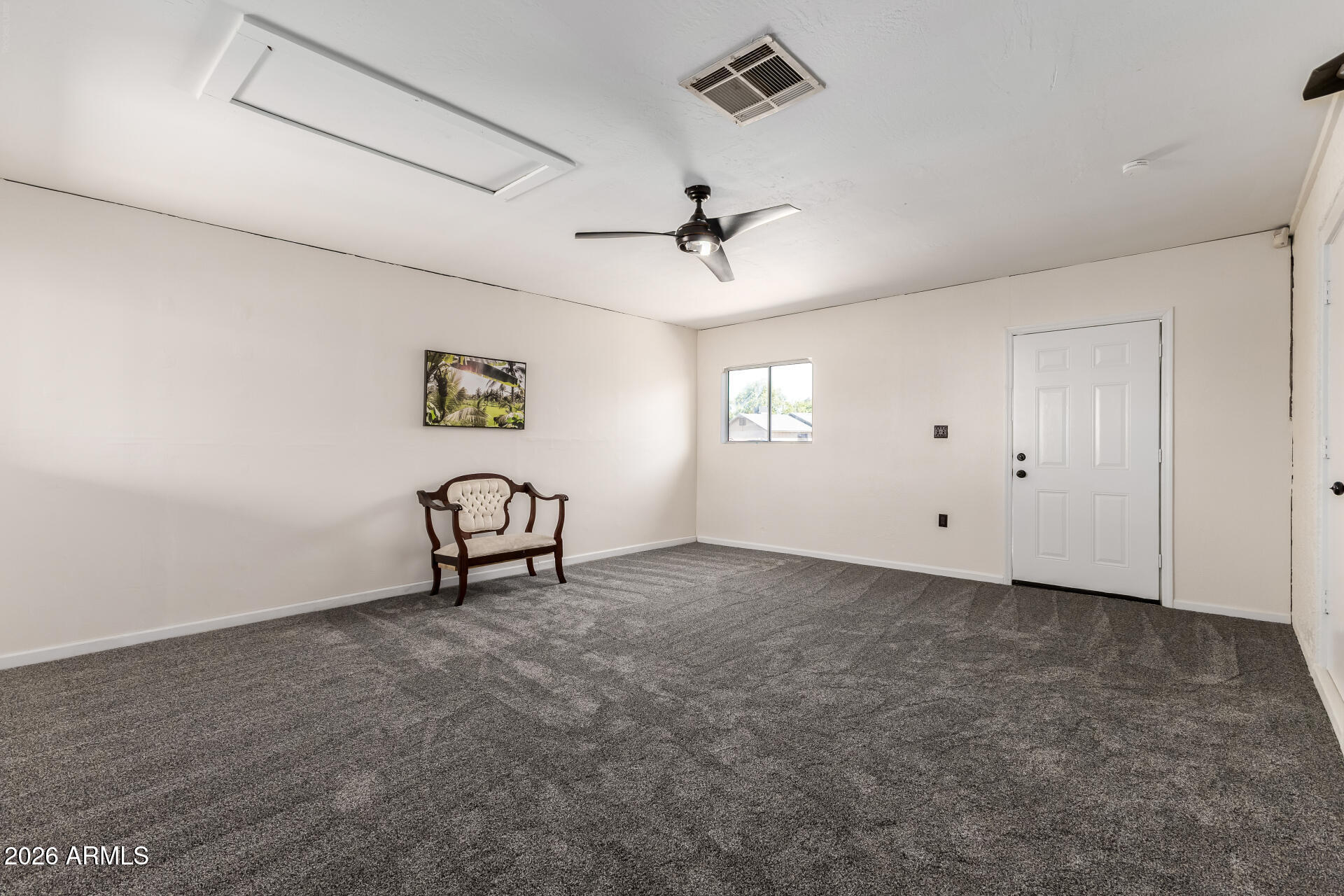 1525 S CHESTNUT Circle