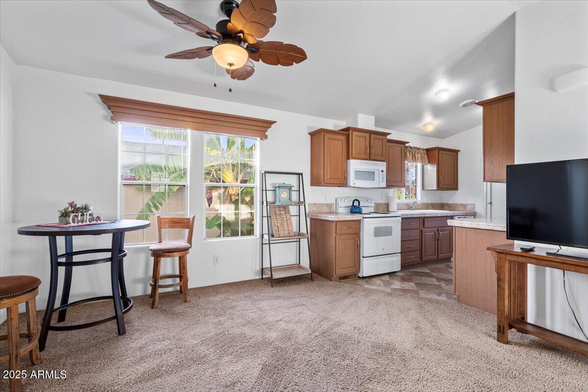 8865 E BASELINE Road 1129