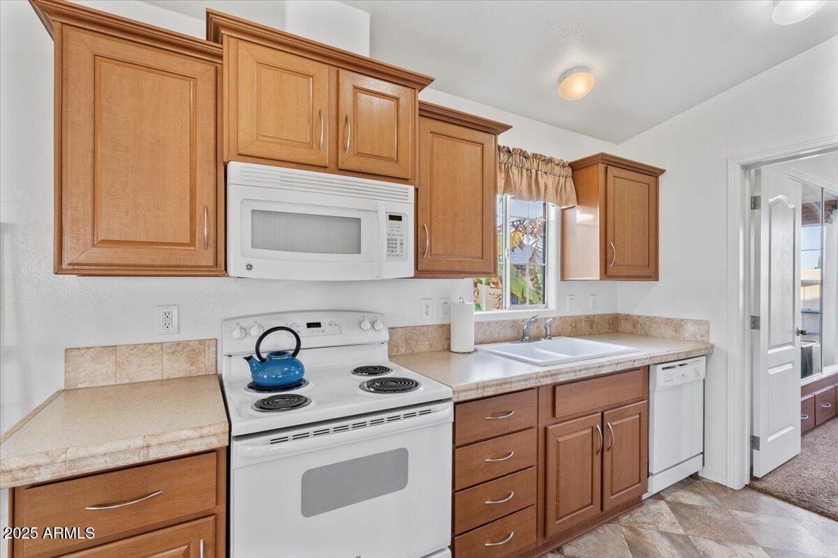 8865 E BASELINE Road 1129